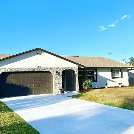 Waterfront Gulf Gateway: Pool/Dock/Grill/Gameroom Fort Myers Bagian luar foto